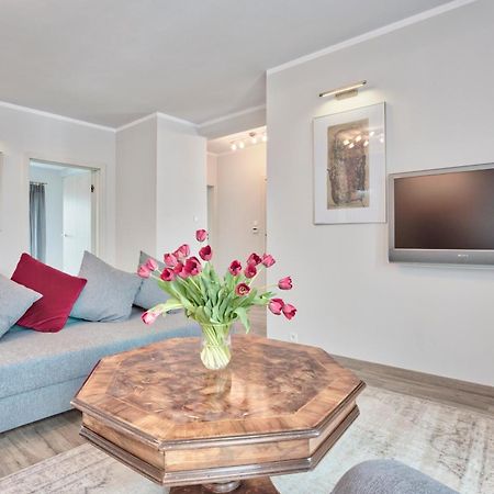 Family Apartment By Tyzenhauz Krasków Εξωτερικό φωτογραφία