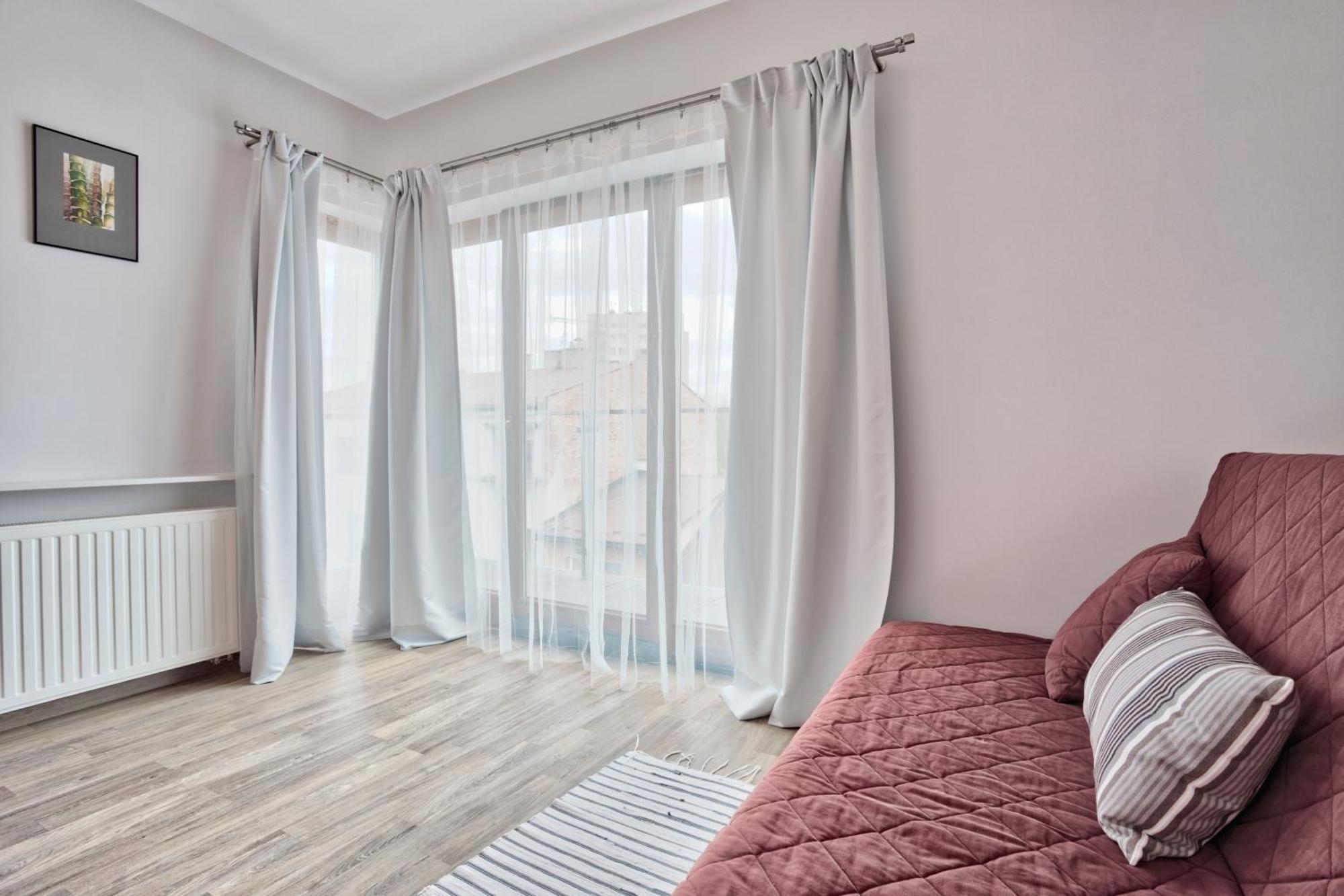 Family Apartment By Tyzenhauz Krasków Εξωτερικό φωτογραφία