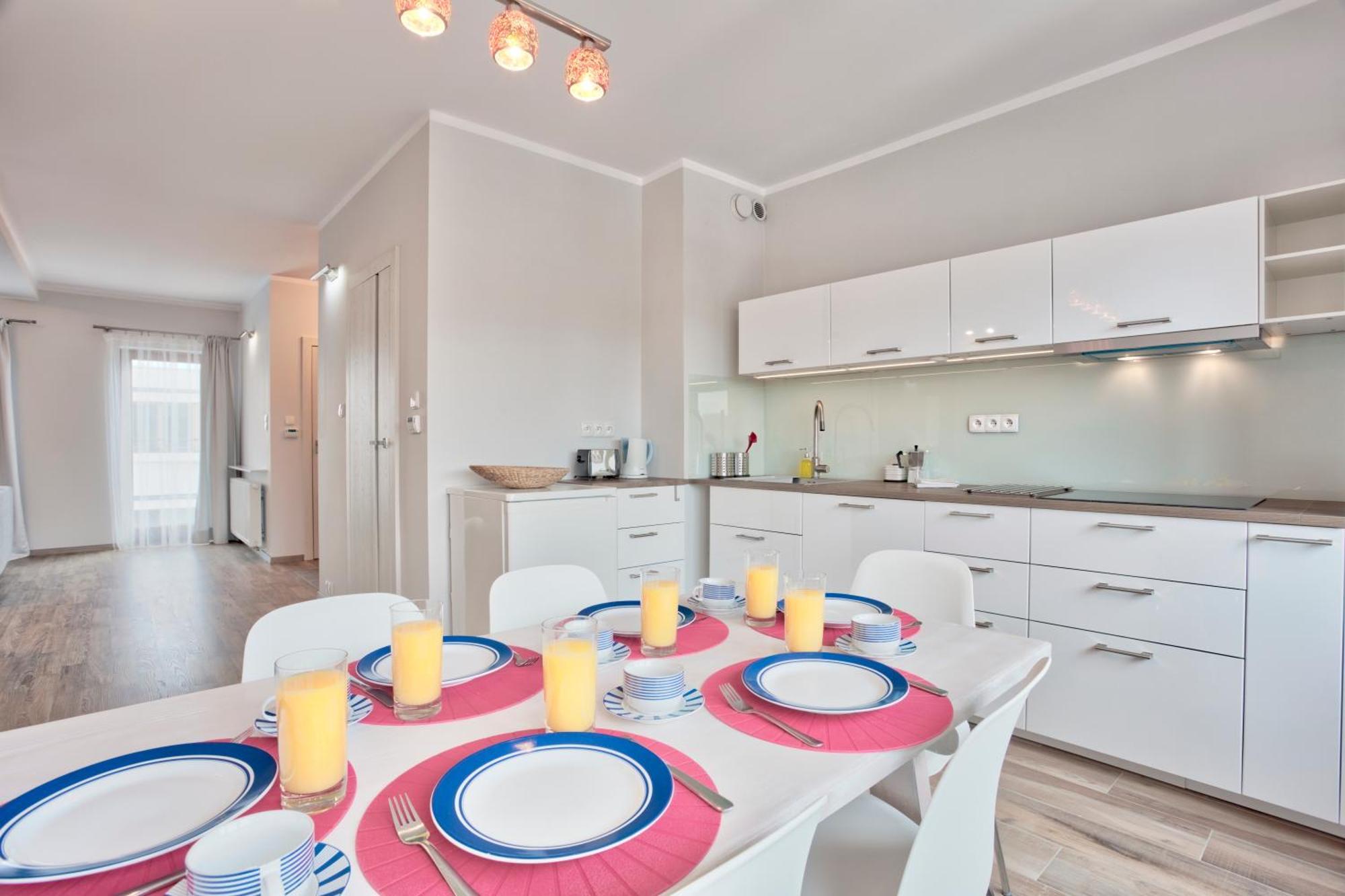Family Apartment By Tyzenhauz Krasków Εξωτερικό φωτογραφία